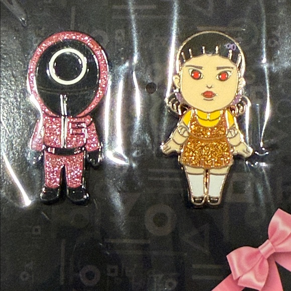 Squid Game Character Pin Set - Picture 2 of 2